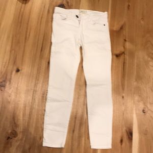 white skinny jeans